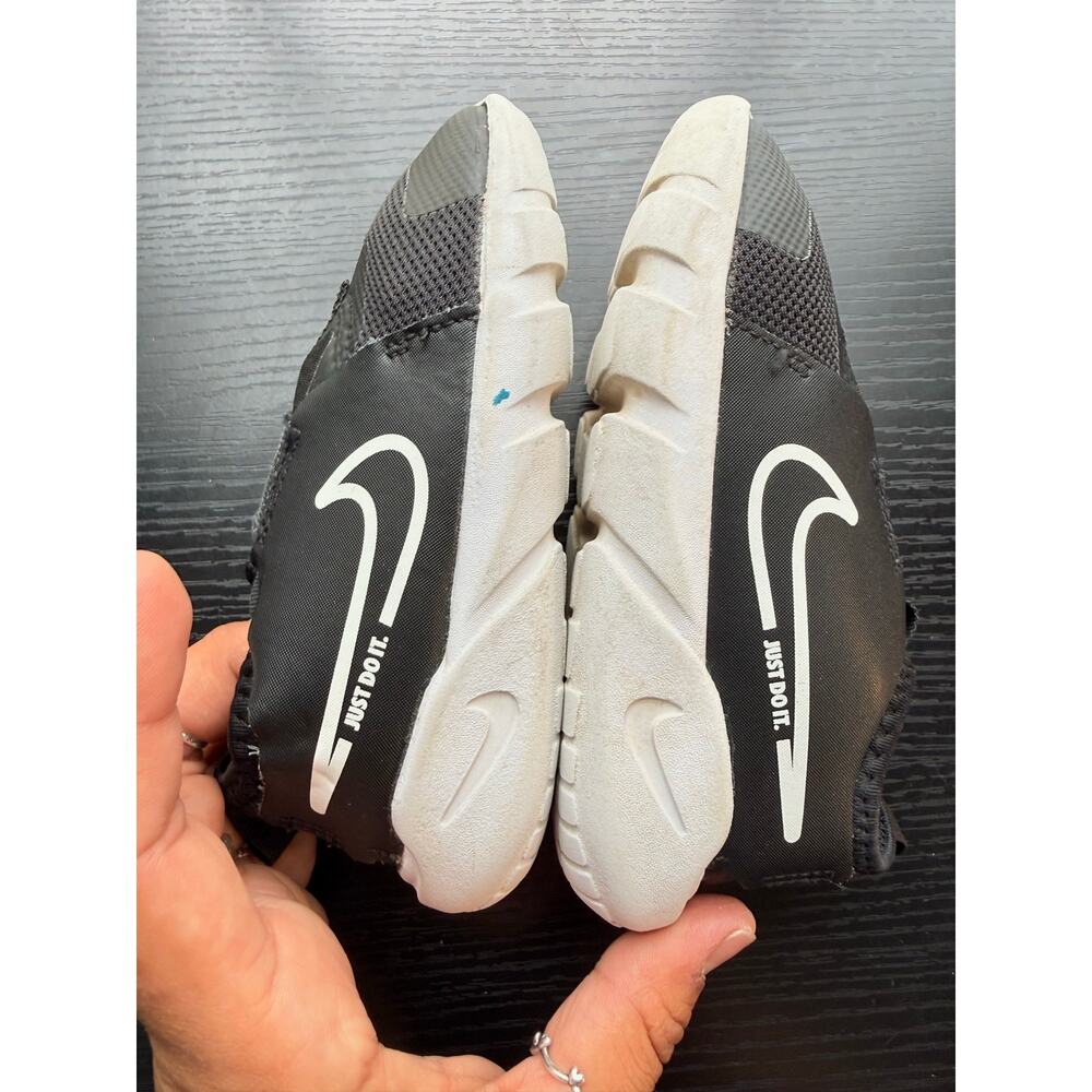 Nike Flex Runner Toddler Shoes Black White Easy Slip On Sneakers Size 9C - Picture 8 of 9